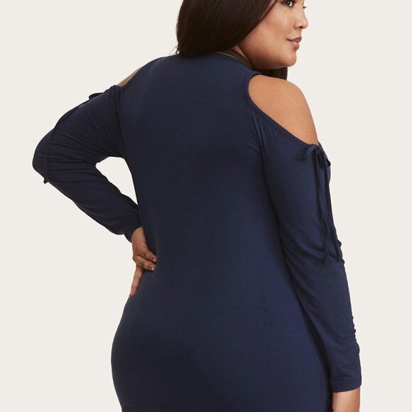 Torrid Super Soft Navy Cold Shoulder Top 2X - Picture 3 of 9